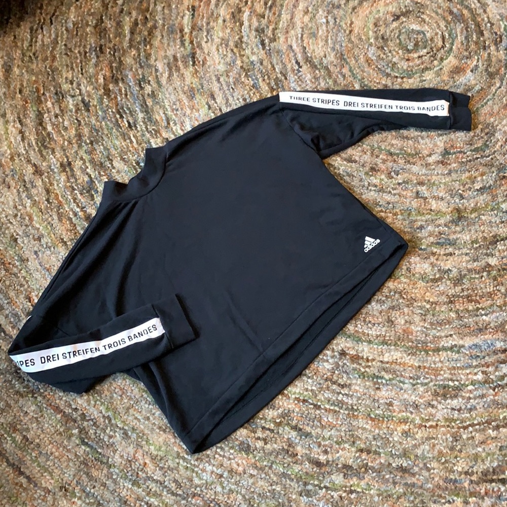 Adidas crop sweatshirt 2XL